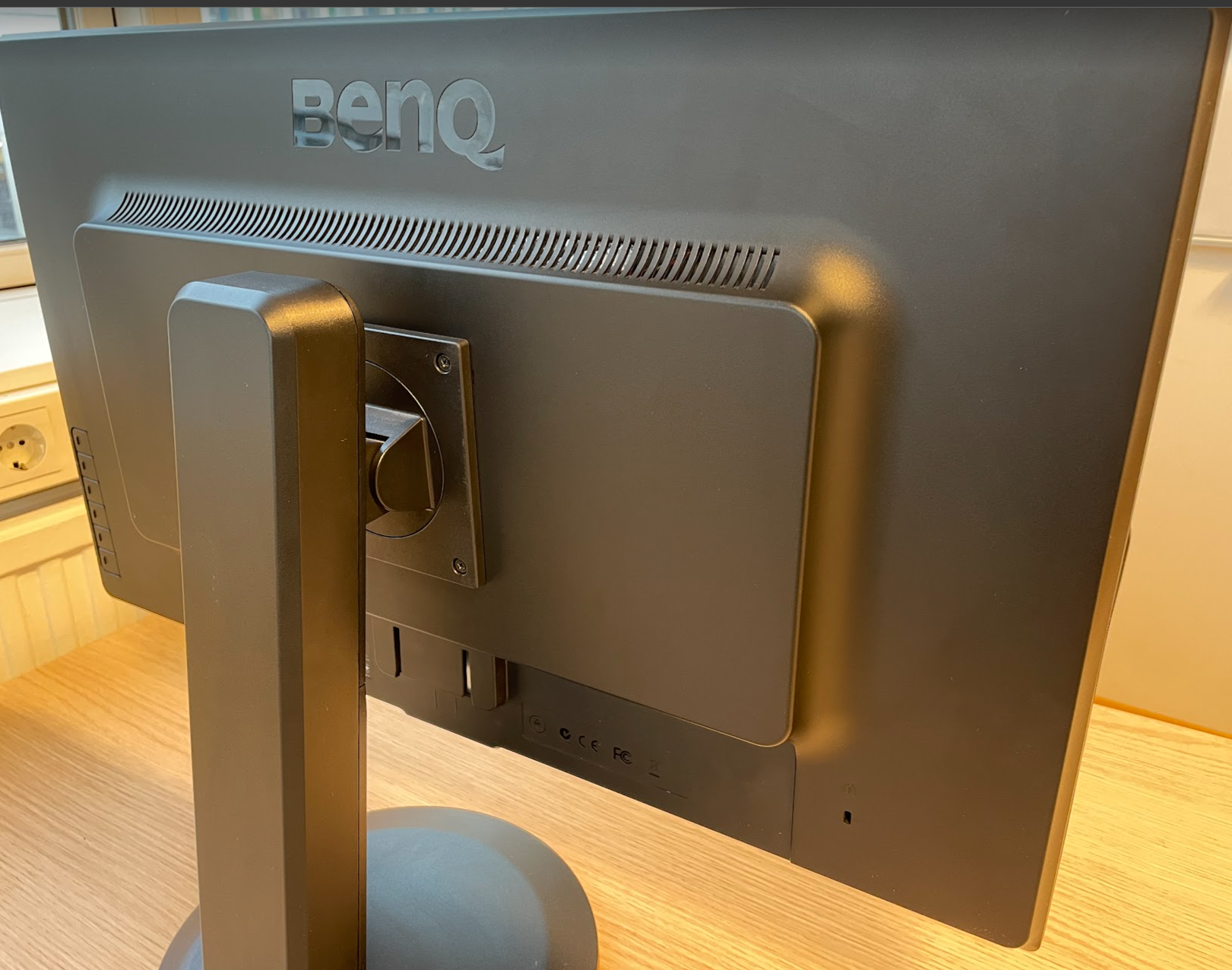 BenQ-2.png